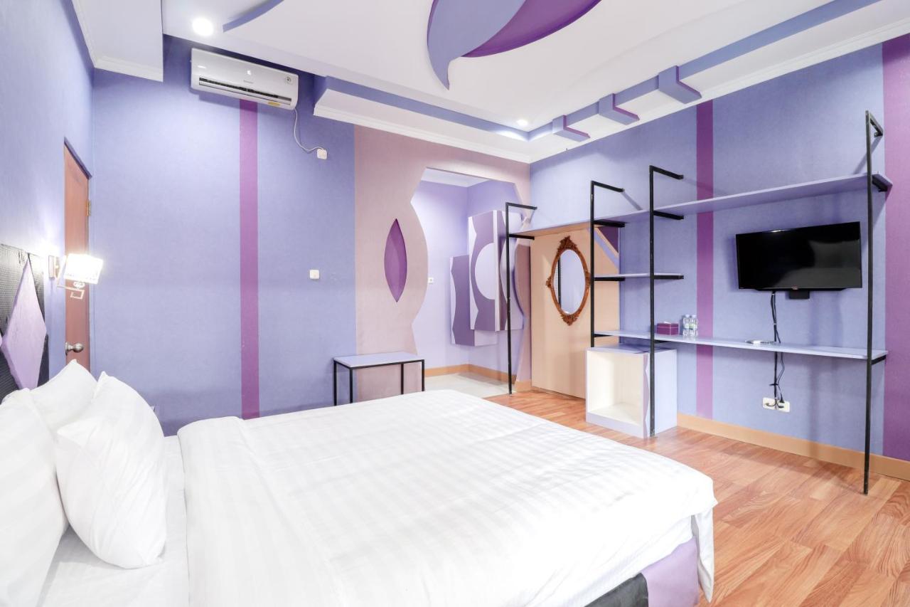 Sartini Inn Jogja Джокьякарта Экстерьер фото