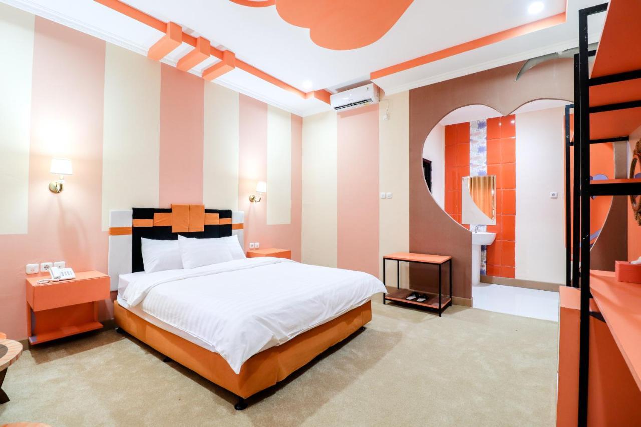 Sartini Inn Jogja Джокьякарта Экстерьер фото