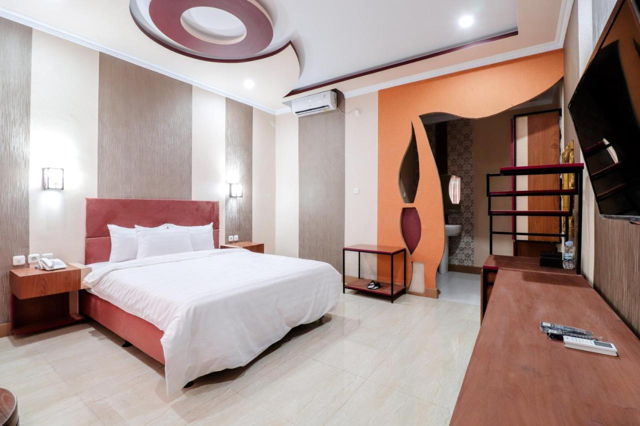 Sartini Inn Jogja Джокьякарта Экстерьер фото