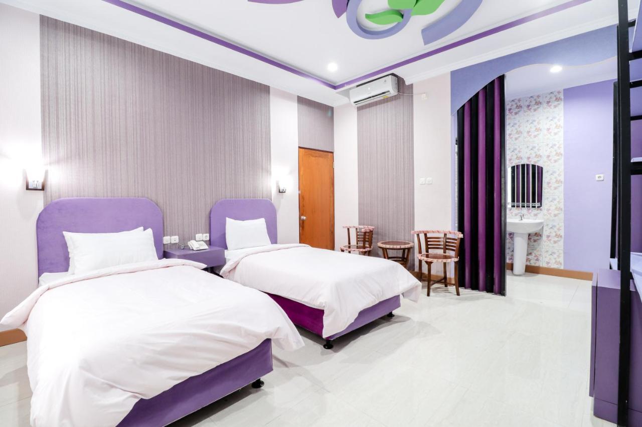 Sartini Inn Jogja Джокьякарта Экстерьер фото