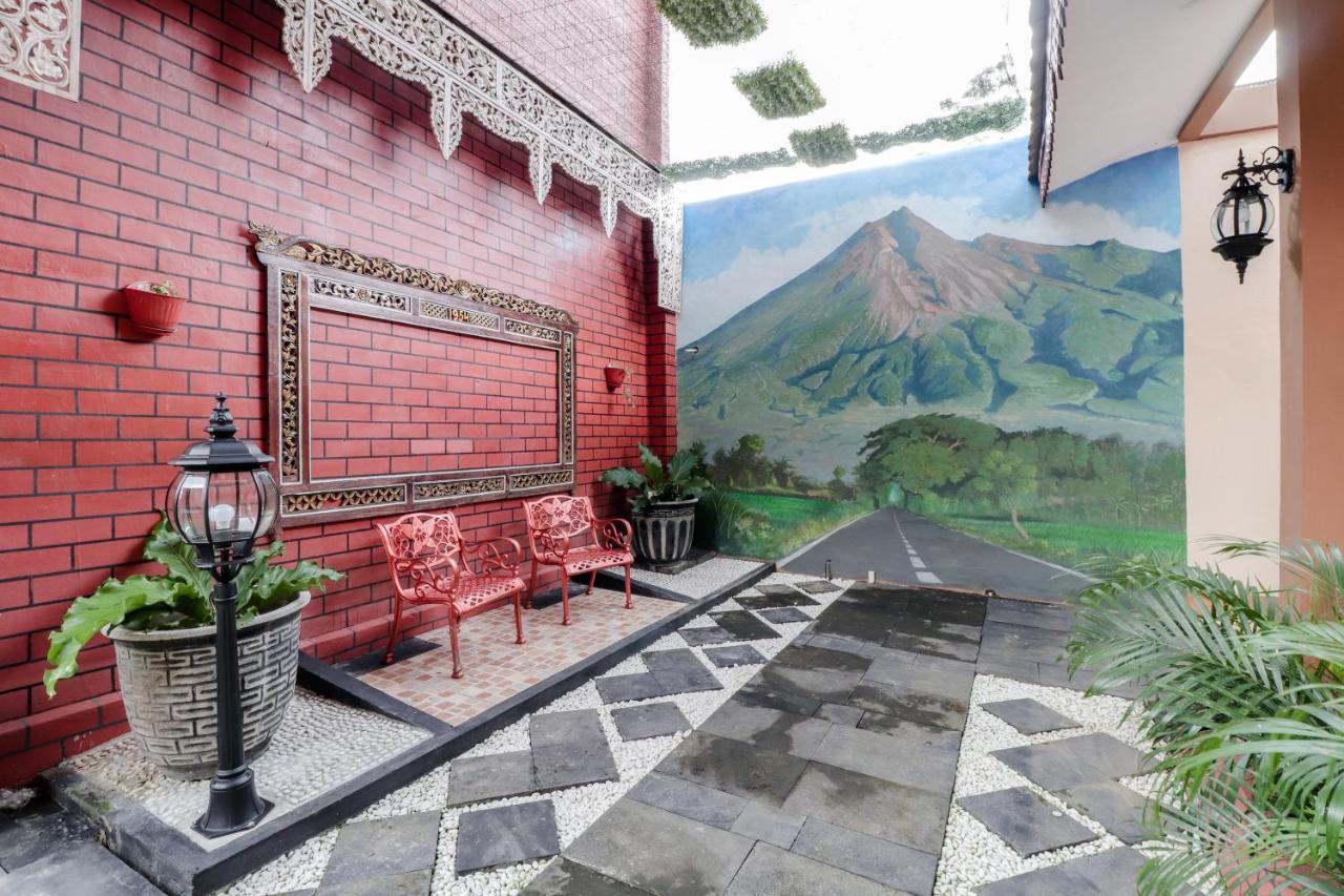 Sartini Inn Jogja Джокьякарта Экстерьер фото